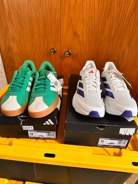 adidas VL Court 3.0 Green & Duramo SL2 M White Low-Top Sneakers.